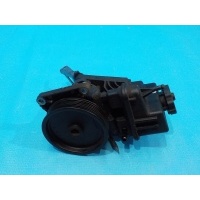 Насос гидроусилителя руля (ГУР) MERCEDES-BENZ C-class (W204) 2007-2015 A0064661501