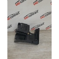 Кронштейн блока предохранителей Volkswagen Golf 6 2011 1K0907361C