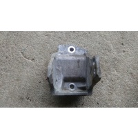 Mitsubishi space runner 2.4 gdi лапа генератора
