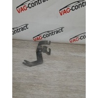 Крепление тормозного шланга Volkswagen Golf 6 2011 1K0611841F