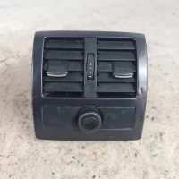 Решётка вентилятора задняя audi a6 c5 4b0819203