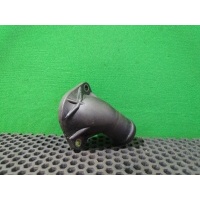 Фланец Volkswagen Passat B5 2000 030 121 121 B
