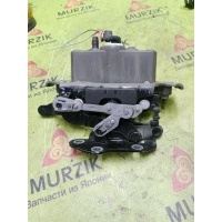 петля капота MERCEDES E W212 2010 A2048800128, A2129066201, A2048870110