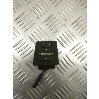 Джойстик регулировки зеркал TOYOTA Hilux (2005-2015) 5554742020C0
