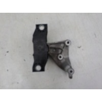 Кронштейн Renault Sandero 2018- 112329822R
