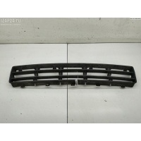 Решетка (заглушка) в бампер Перед. Volkswagen Golf-3 1999 1J0853677