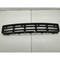 Решетка (заглушка) в бампер Перед. Volkswagen Golf-4 2000 1J0853677D