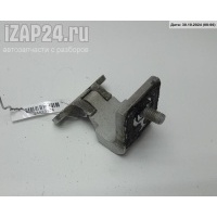 Петля крышки (двери) багажника Volkswagen Golf-5 2004
