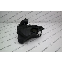 Корпус воздушного фильтра 4.2D, 3.6 бензин(С дефектом) RH Porsche Cayenne 92A 2010 7P0129607