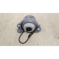 Подушка крепления двигателя правая MERCEDES-BENZ E-CLASS W213 01/2016 - 2018 A2132405200
