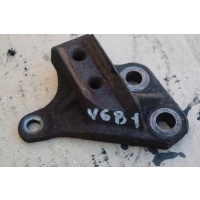 Кронштейн двигателя Volvo XC90 2006 8683931