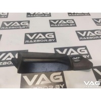 Ус под фонарь правый Audi A8 D4 (S8) 2011 4H0945256