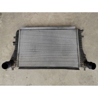 интеркулер Volkswagen Passat B7 2011 3C0145805AN