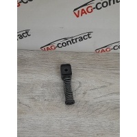 Фиксатор тросса КПП Volkswagen Golf 6 2011 1K0711761B