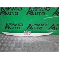 Накладка крышки багажника Toyota Camry 7 XV50 2014-2018 7681133904, 7680133520, 8