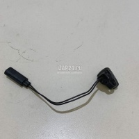 Форсунка омывателя лобового стекла Land Rover Discovery III (2004 - 2009) LR018834