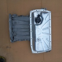 Чаша масляный krater порше audi 3.0 tfsi 06m103602q 079907660a 06m103805m