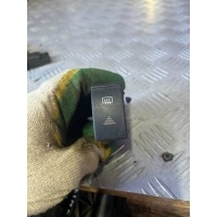 Кнопка подогрева заднего стекла Hyundai Lantra 1 1993 9371028000