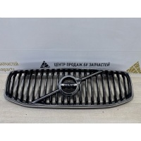 Решетка радиатора Volvo XC60 2 UZ до Рестайлинг 2017-2021 31425535