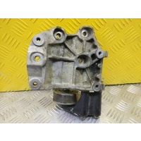 Кронштейн компрессора кондиционера Mitsubishi L200 (2015-2022) 7813A676