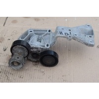 Кронштейн генератора Volvo C30 2007 30750940,30711320,30650957,31251653,31251654,31251652