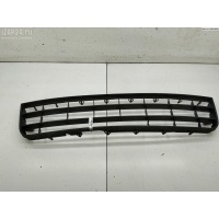 Решетка (заглушка) в бампер Перед. Volkswagen Golf-5 2007 1K0853677A