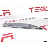 Молдинг бампера переднего Tesla Model S 2020 1056380-00-C