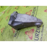 кронштейн двигателя MERCEDES C W204 2008 A2712231904