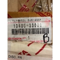 Колесо маховик toyota auris corolla yaris 13405 - 33020