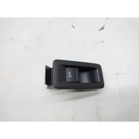 Кнопка открывания багажника Volkswagen Touareg 2 7P6959831A