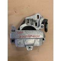 Лапа подушка мерседес a - klasa w177 2.0i a35 amg 23r a2472406100 оригинал