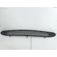 Решетка (заглушка) в бампер Перед. Mercedes W203 (C) 2001 2038850423