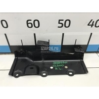 Кронштейн заднего бампера левый Toyota Land Cruiser (200) 2008 5835660010