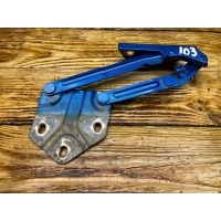 Петля капота левая Volkswagen Touran 1 2006 1T0823301