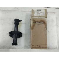 Форсунка омывателя фар Audi Q3 8UB 2011-2018 8U0955102B