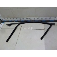 Уплотнитель стекла двери Mercedes Benz W204 (2007 - 2015) 2047251525