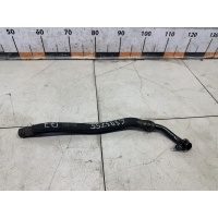 Патрубок системы охлаждения Audi 7L8121065R 7L8121065R