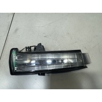 Повторитель поворотника левый Mercedes A2129067401 A2129067401