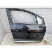 Дверь передняя правая Renault 801009996R 801009996R
