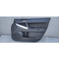 Обшивка (дверная карта) двери передней правой Mazda EH1568430B02 EH1568430B02