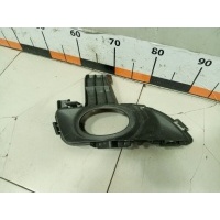 Накладка противотуманной фары правой Mazda BN8V51677A BN8V51677A