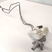 Цилиндр тормозной главный Mercedes A1644300401 A1644300401