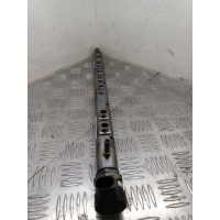 топливная рампа BMW X5 F15 2015 7805423,0445216036,0281002949,0281002948