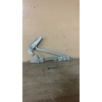 Петля крышки багажника Audi A6 [C4] 100 [C4] (ЛЕВАЯ 4A5827301E) Nissan 4A5827301E 4A5827301E