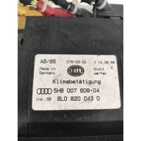 Блок управления печки/климат-контроля Audi A4 B5(1994-2001) 2000 8L0820043D