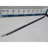 Накладка стекла переднего правого VAG A4 [B7] (2005 - 2007) 8E0853284G
