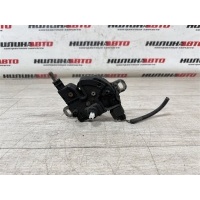 Замок капота Ford Focus 2 2008 4895286, 3M5116700BC, 4895286, 4450975, 3M5116700BB