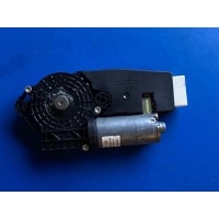 Двигатель электролюка Mercedes C W205 2018 0390200100, A2057800529,