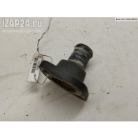 Фланец (тройник) системы охлаждения Audi 80 B4 (1991-1996) 1993 048121145B
