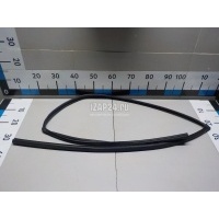 Уплотнитель стекла двери Toyota Land Cruiser (150)-Prado 2009 6814160082
